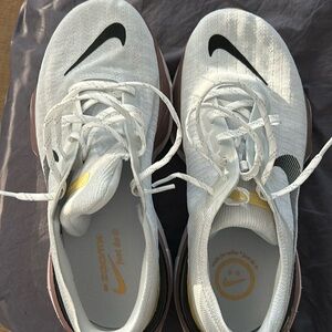 Brand new - worn once inside (too big!!)